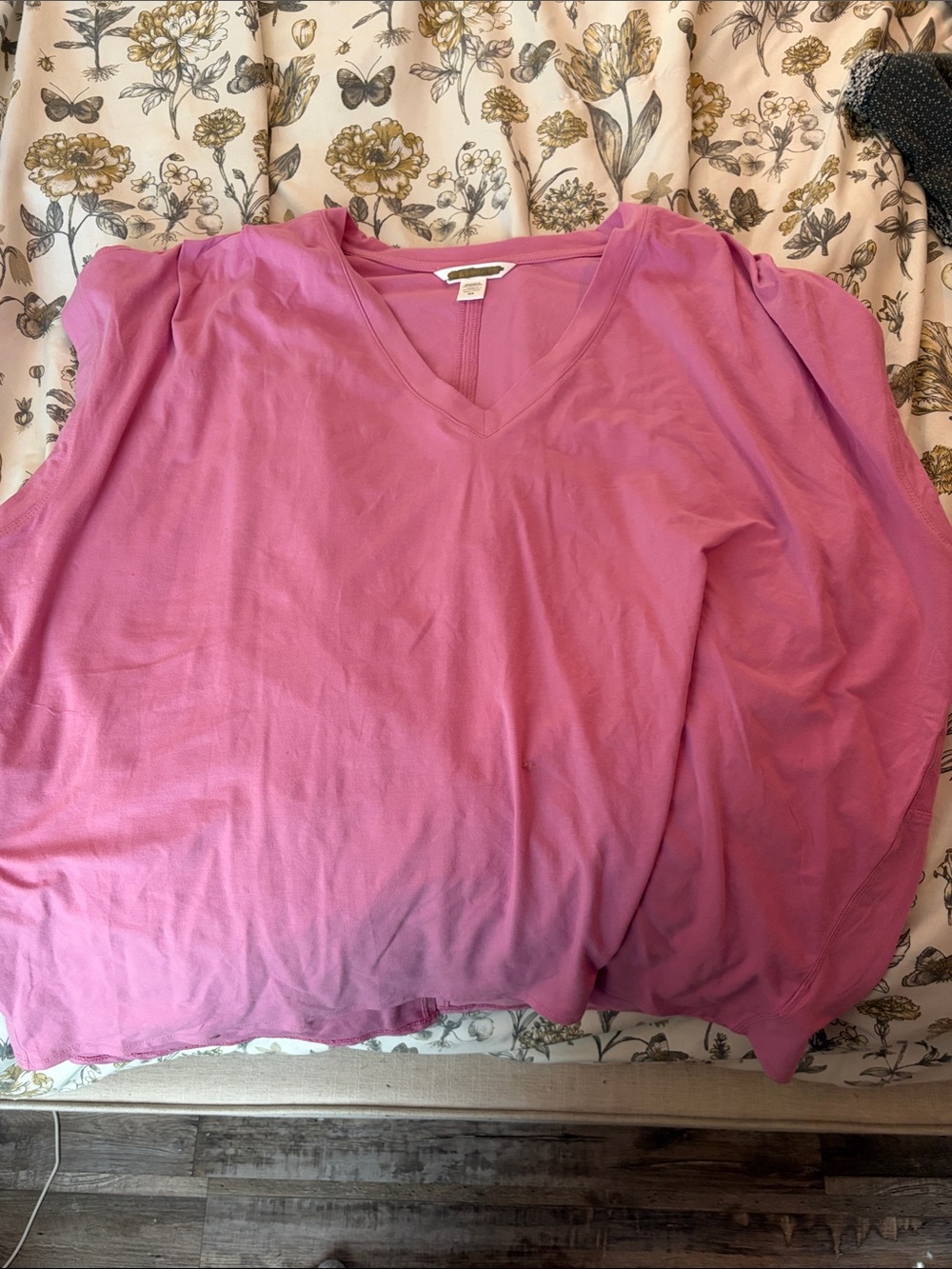 Athleta V-neck Sleeve Women’s Top - Pink